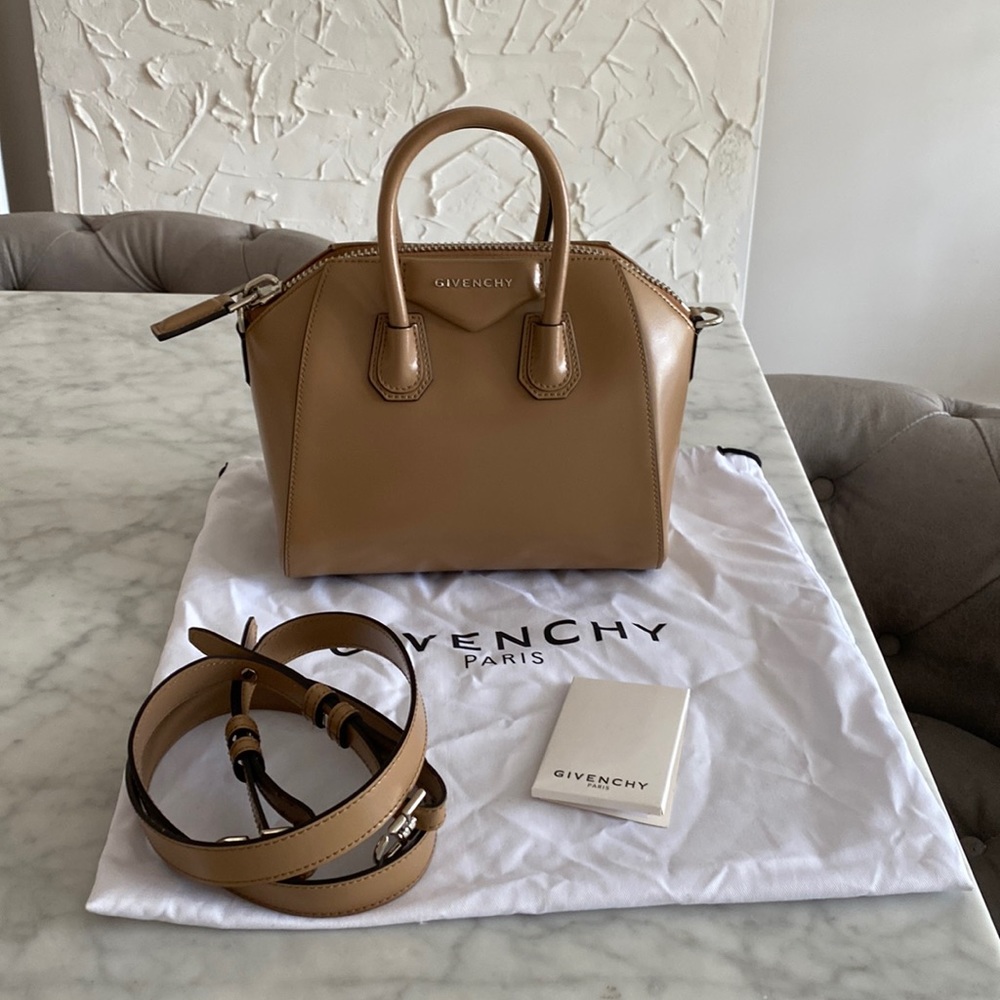 Mini Givenchy Antigona - Picture 1 of 17